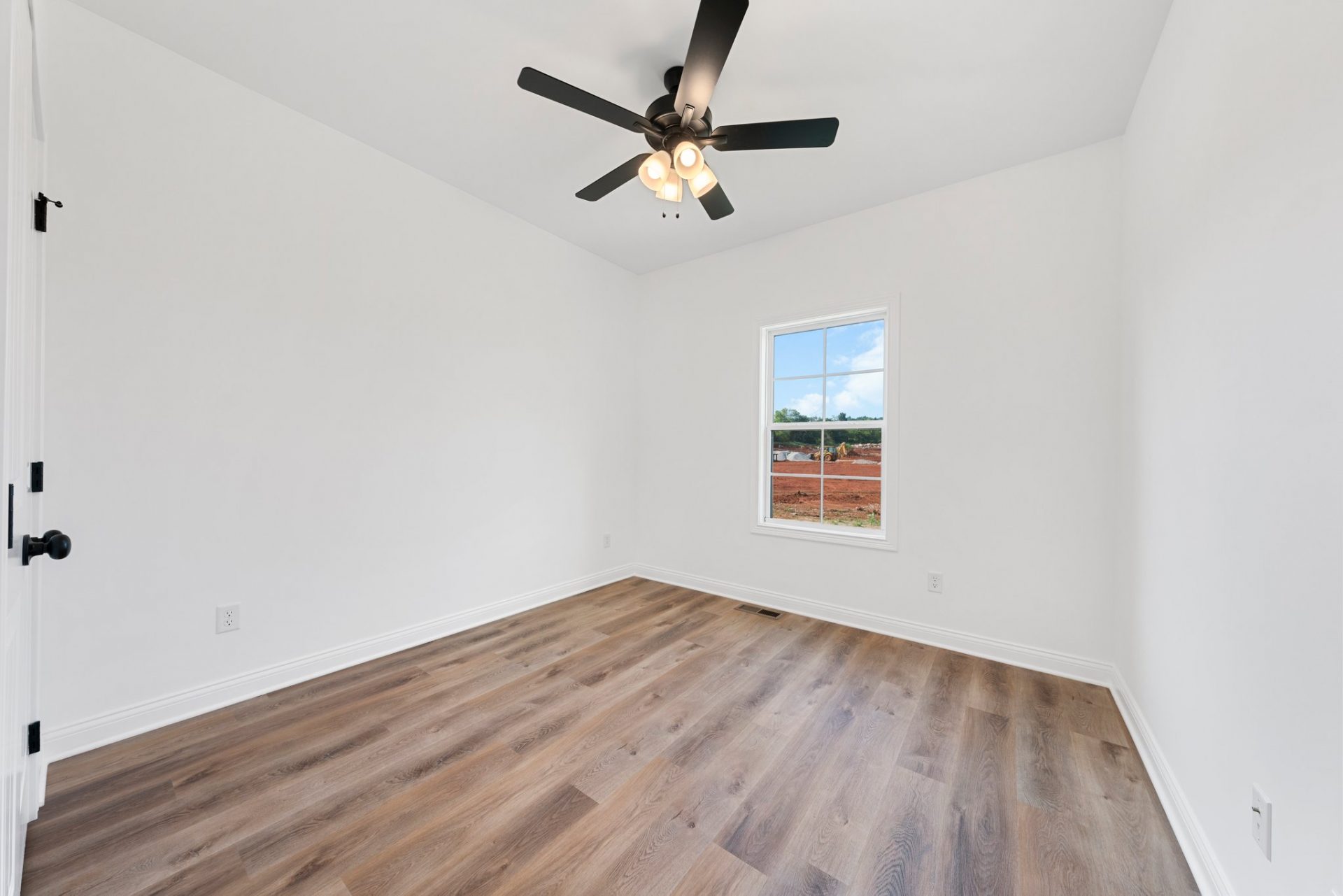 11 Web Or Mls Dsc00523