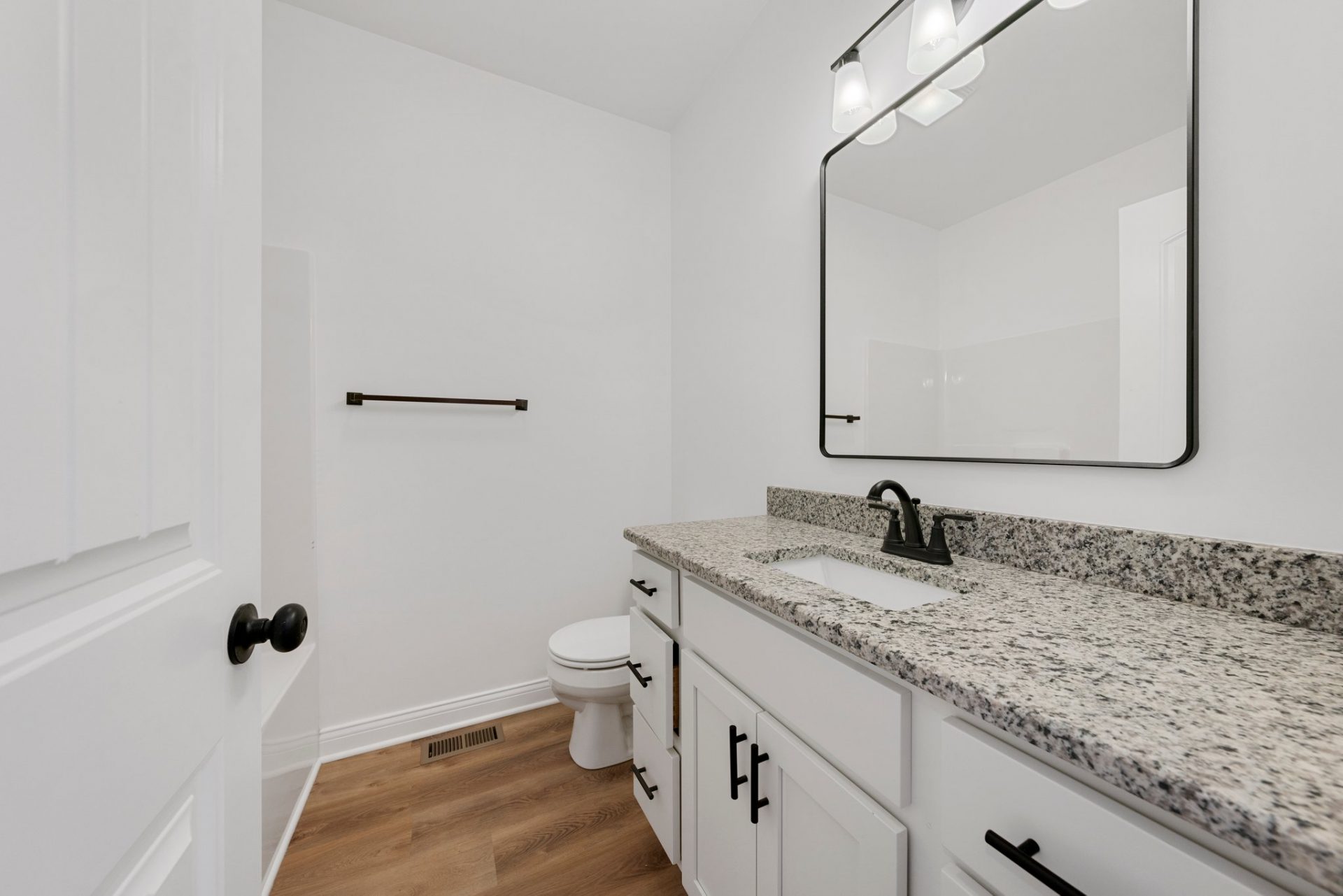 15 Web Or Mls Dsc00535