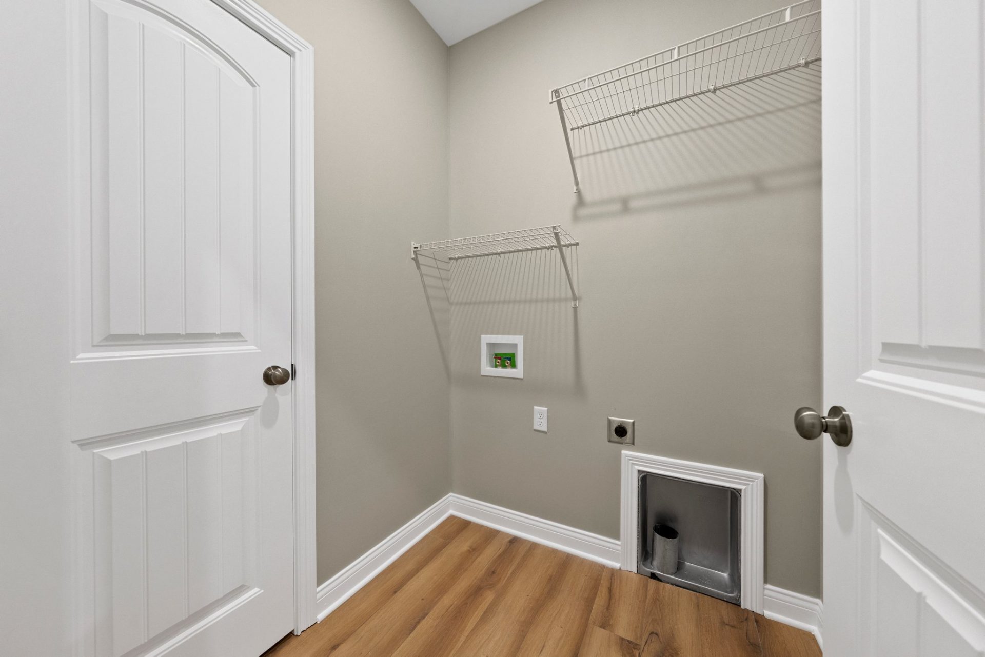 17 Web Or Mls Dsc00322