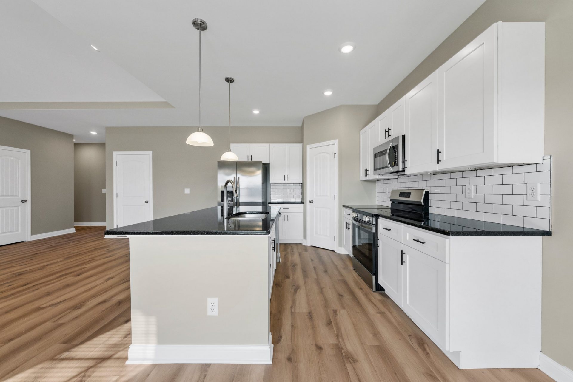 20 Web Or Mls Dsc00331