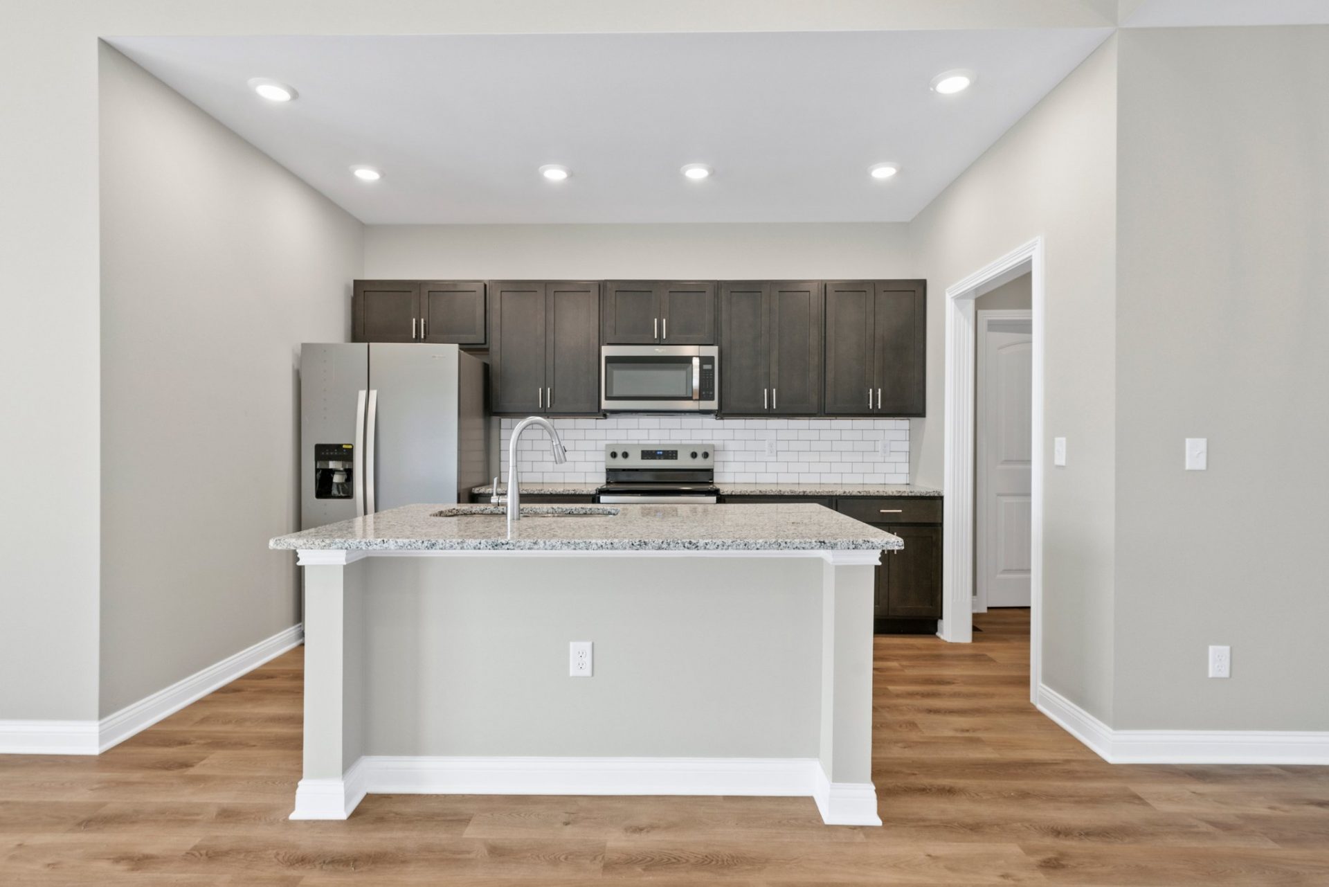 20 Web Or Mls Dsc00403