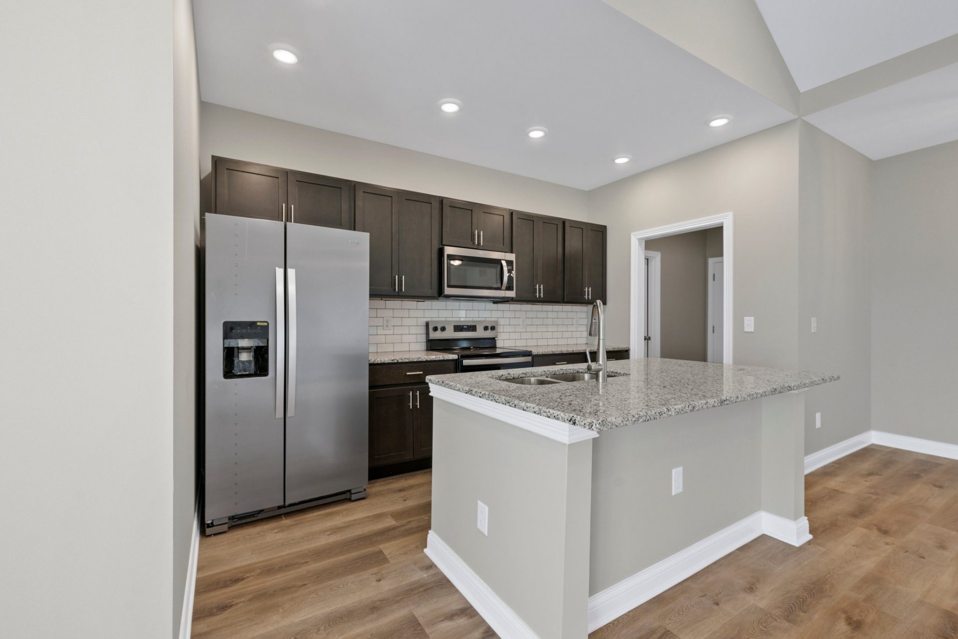 21 Web Or Mls Dsc00406